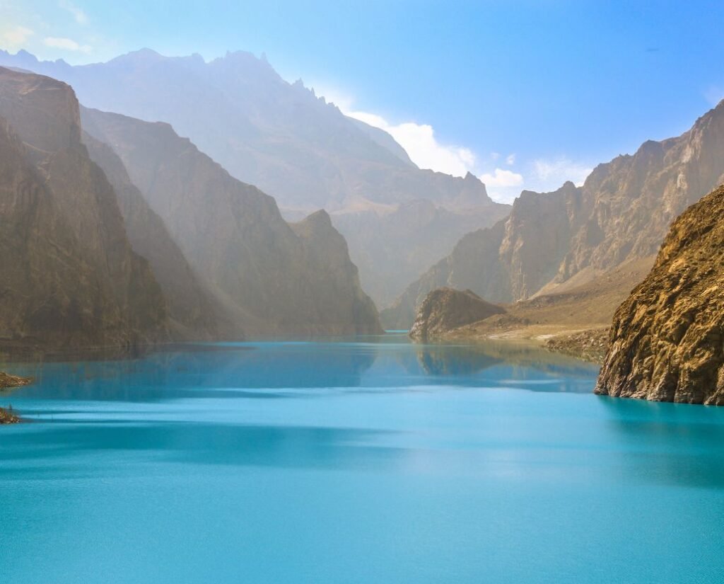 attabad lake hunza valley