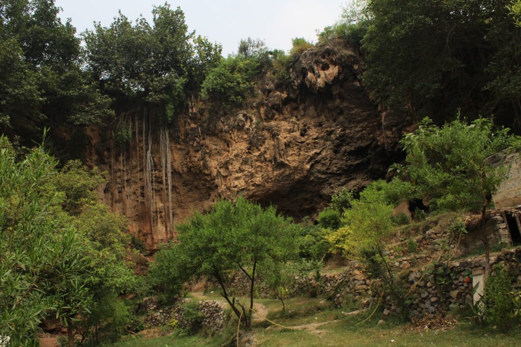 shah allah dita caves ,