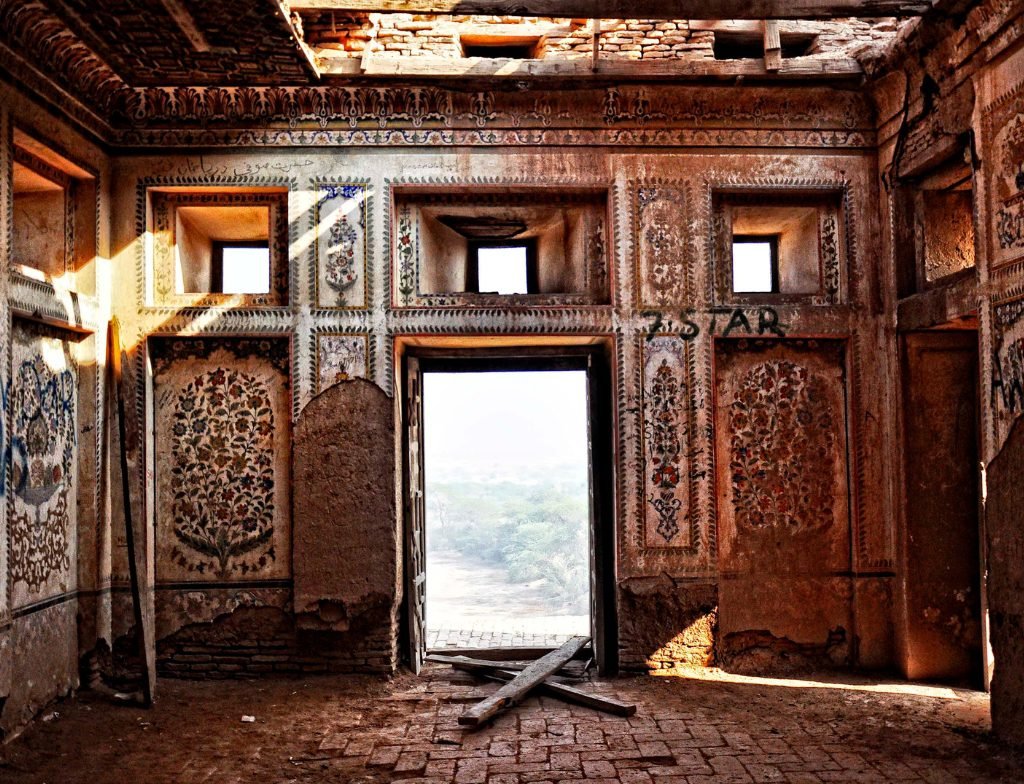 derawar fort attractions