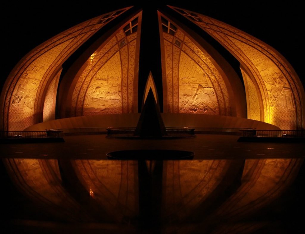 historical places of pakistan , pakistan monument