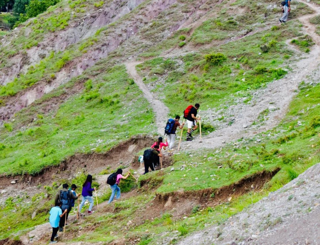 kumrat valley trekjahazbanda