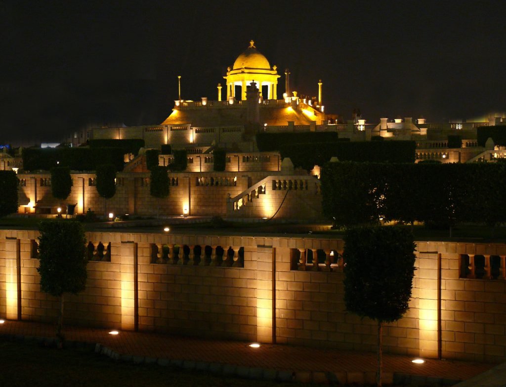 parks in karachi , bin qasim park