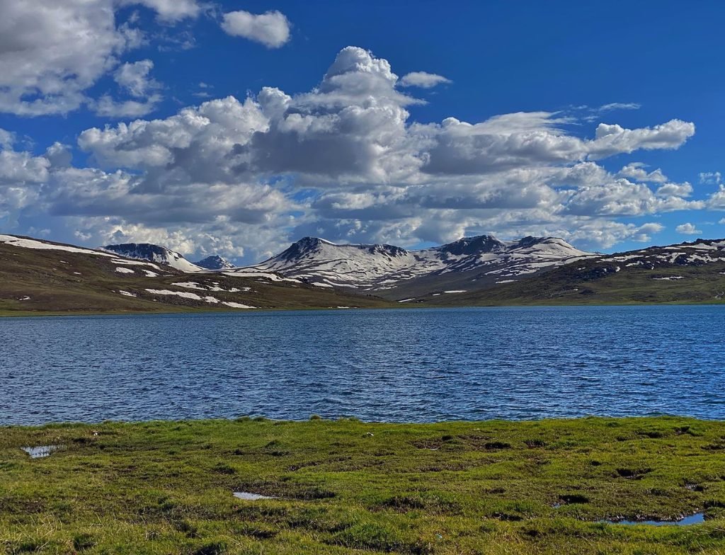 Shausar Lake , Famous lakes in pakistan