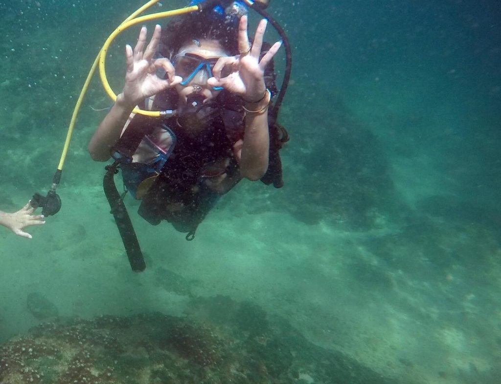 charna island karachi scuba diving