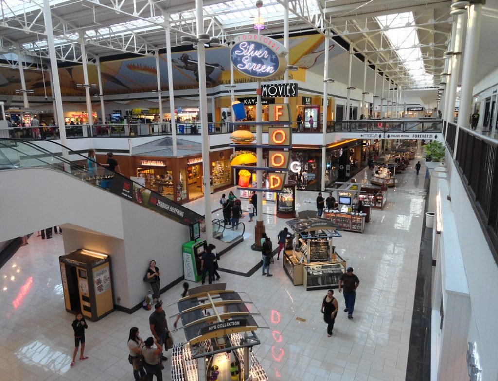 Deerbrook Mall food court