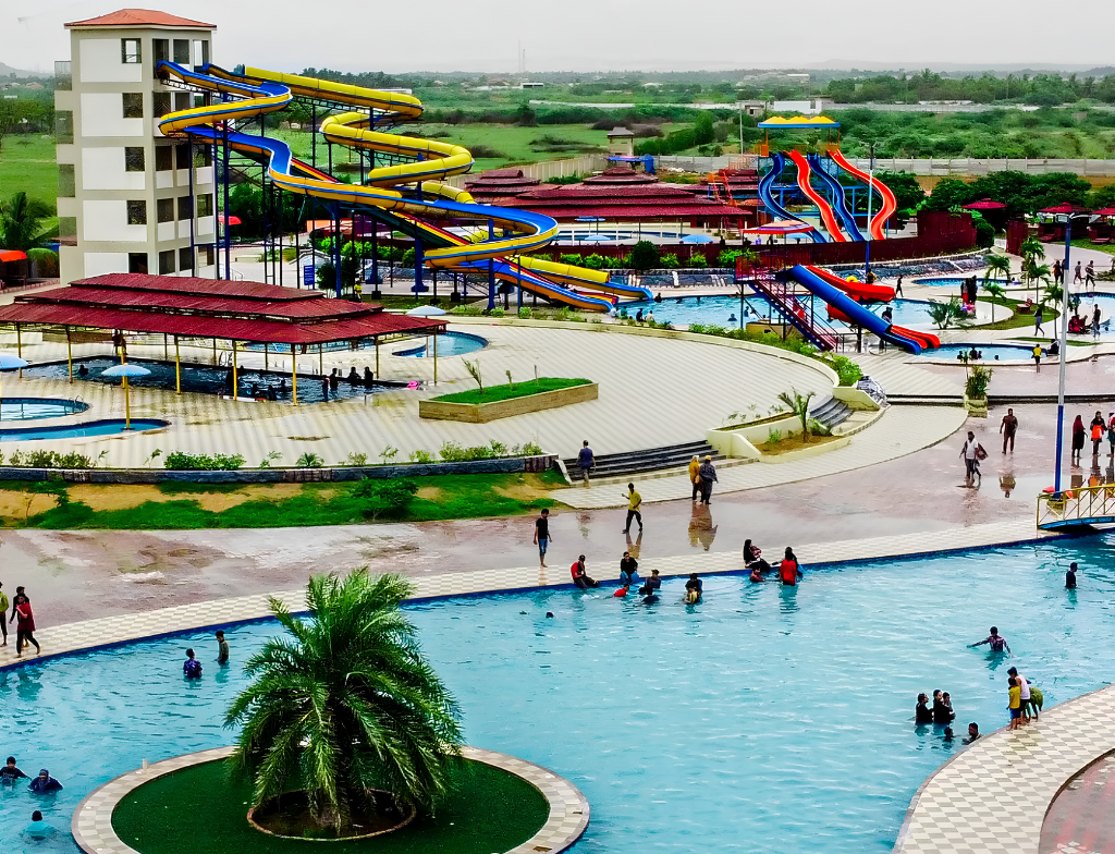 WildVentureWaterParkslides