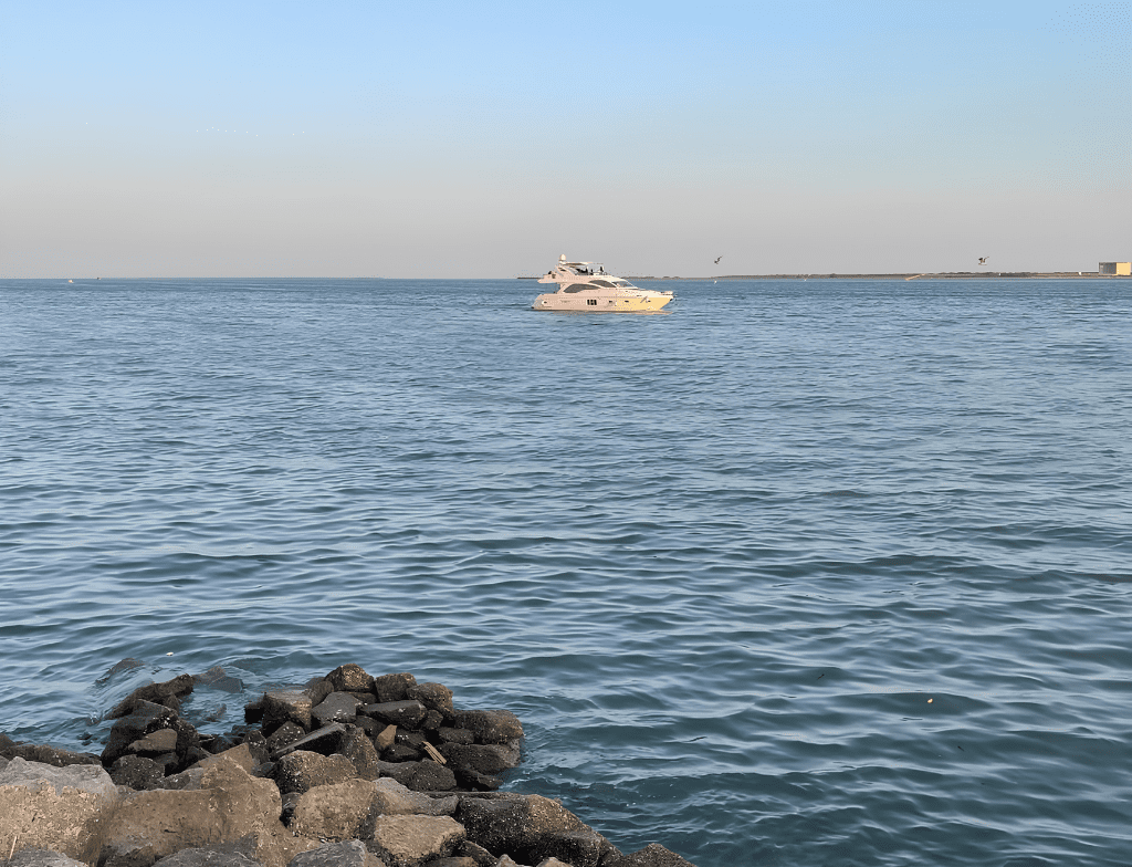 SEAVIEWBEACH KARACHI