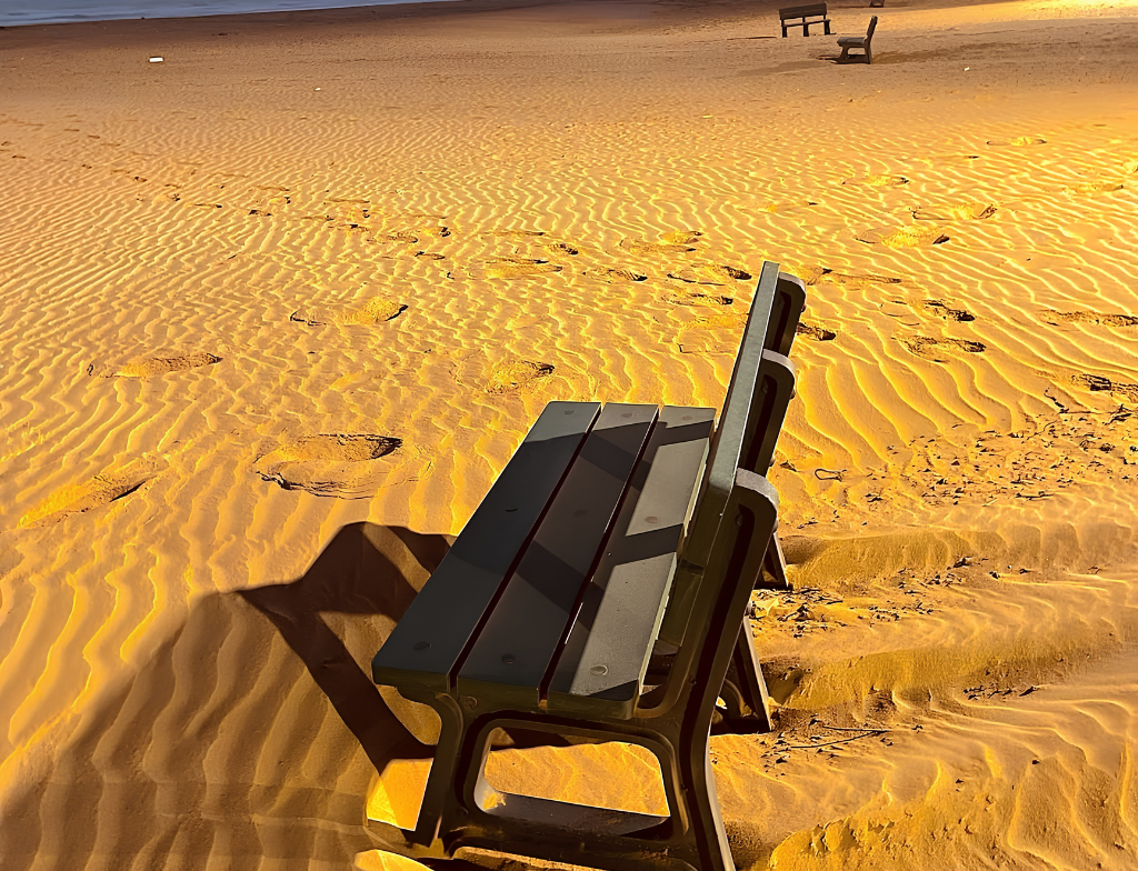 sonmiani beach photography