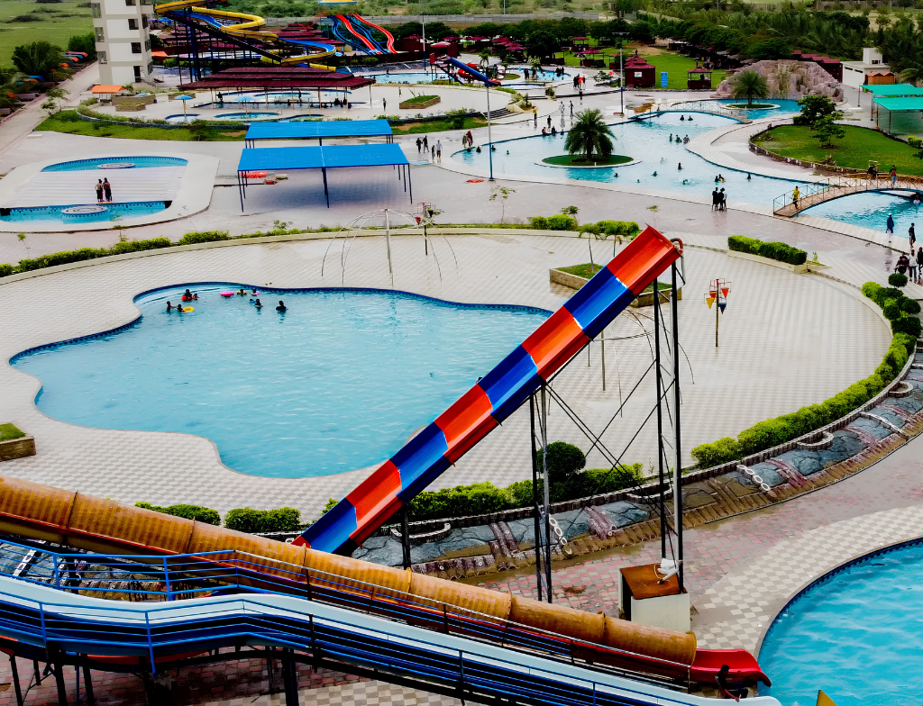wild venture water park image